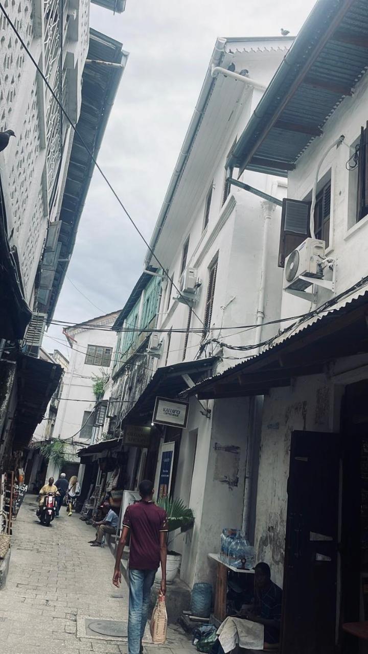 Отель Nomad Cave- Stonetown Занзибар Экстерьер фото